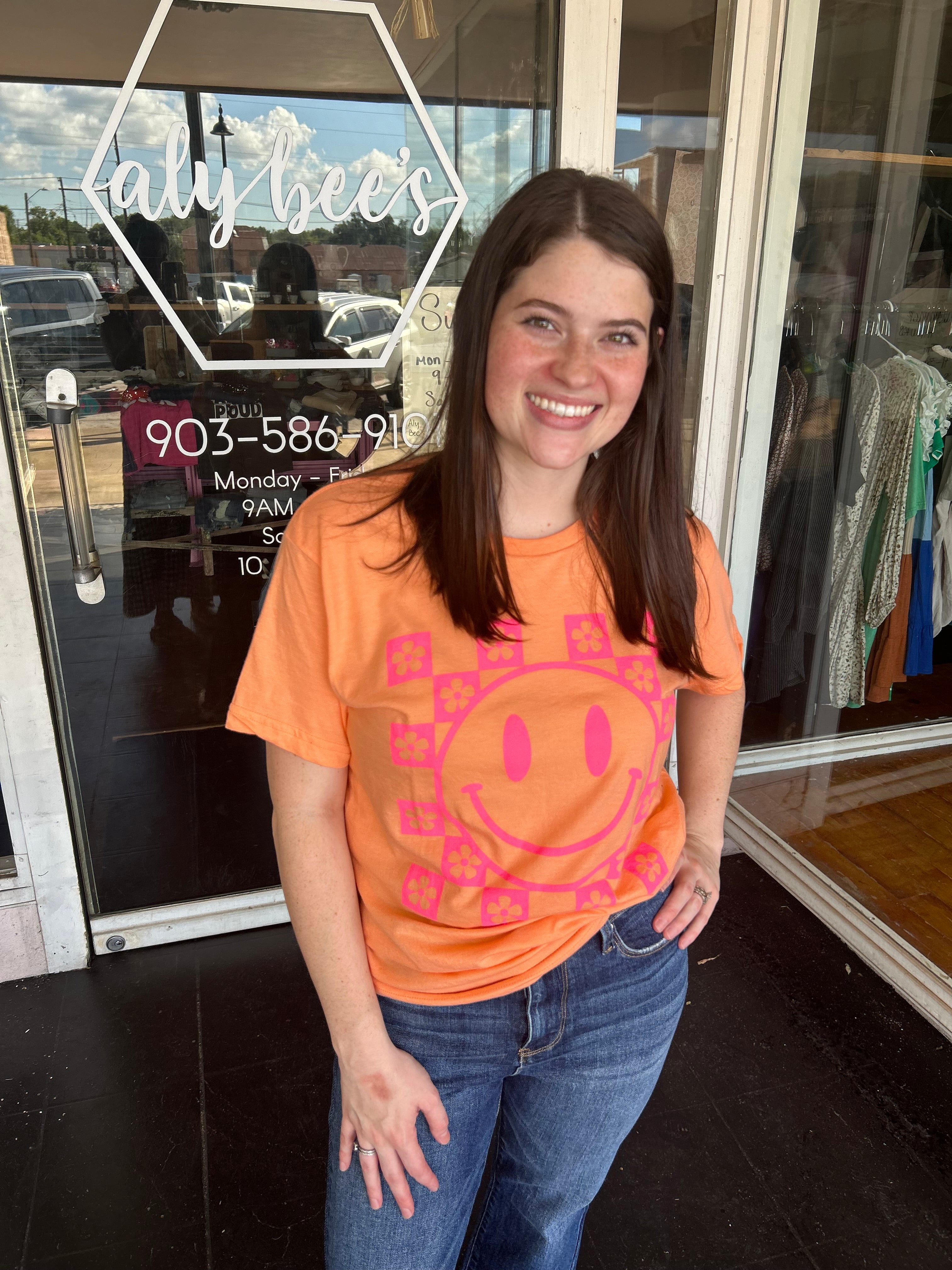 Flower Checkered Smiley tee