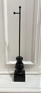 The RoundTop Collection Mini Gallery Stand