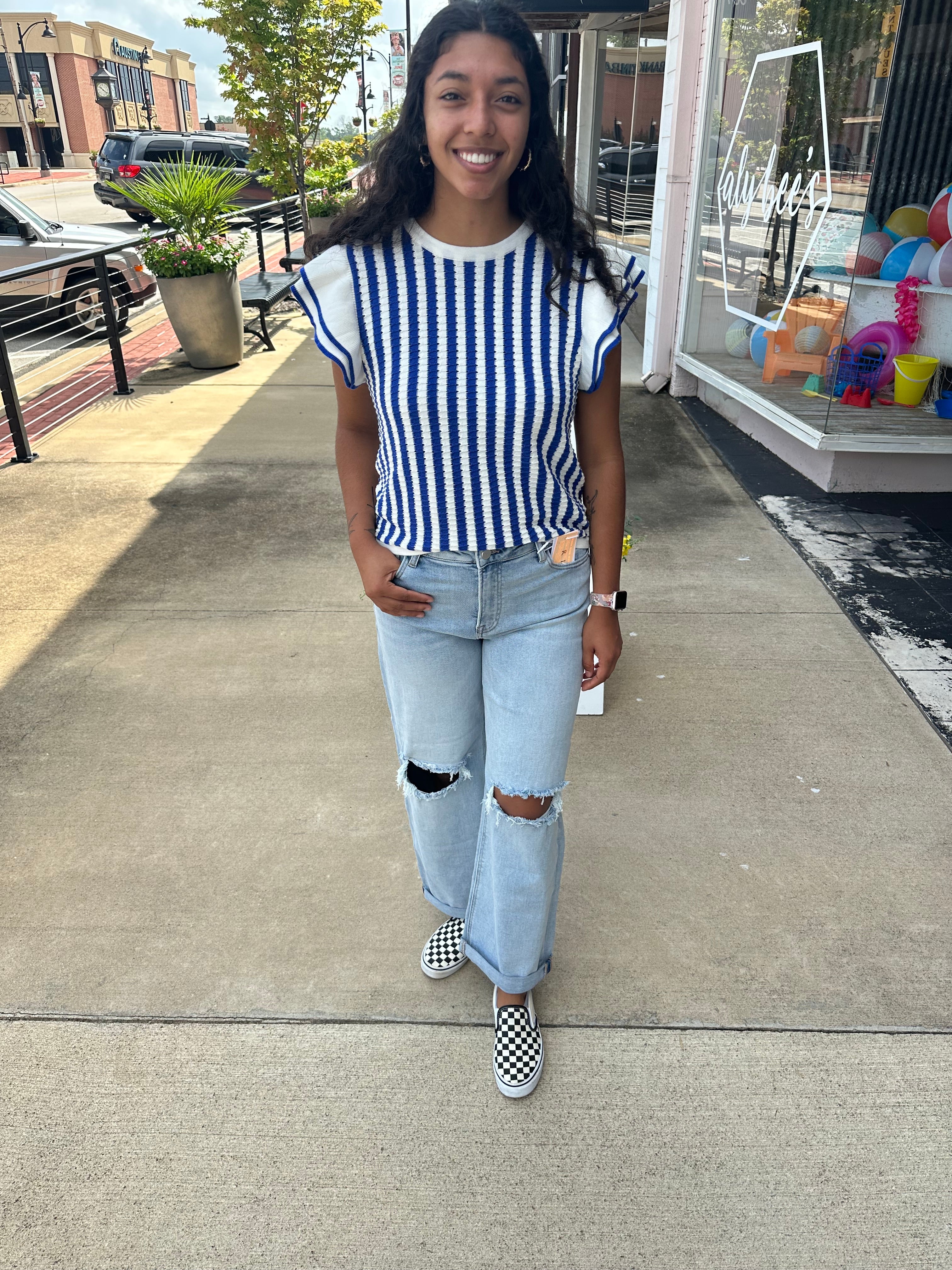 Mid Rise Fit Boyfriend Jeans with Cuff