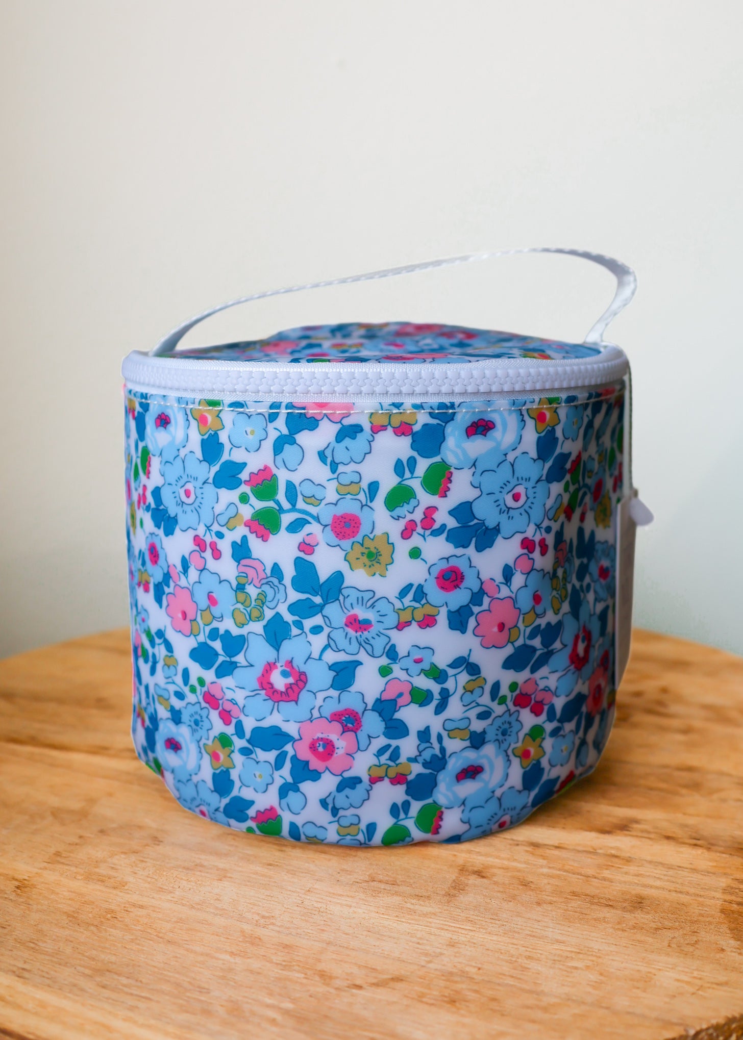 TRVL Design Snack Bag