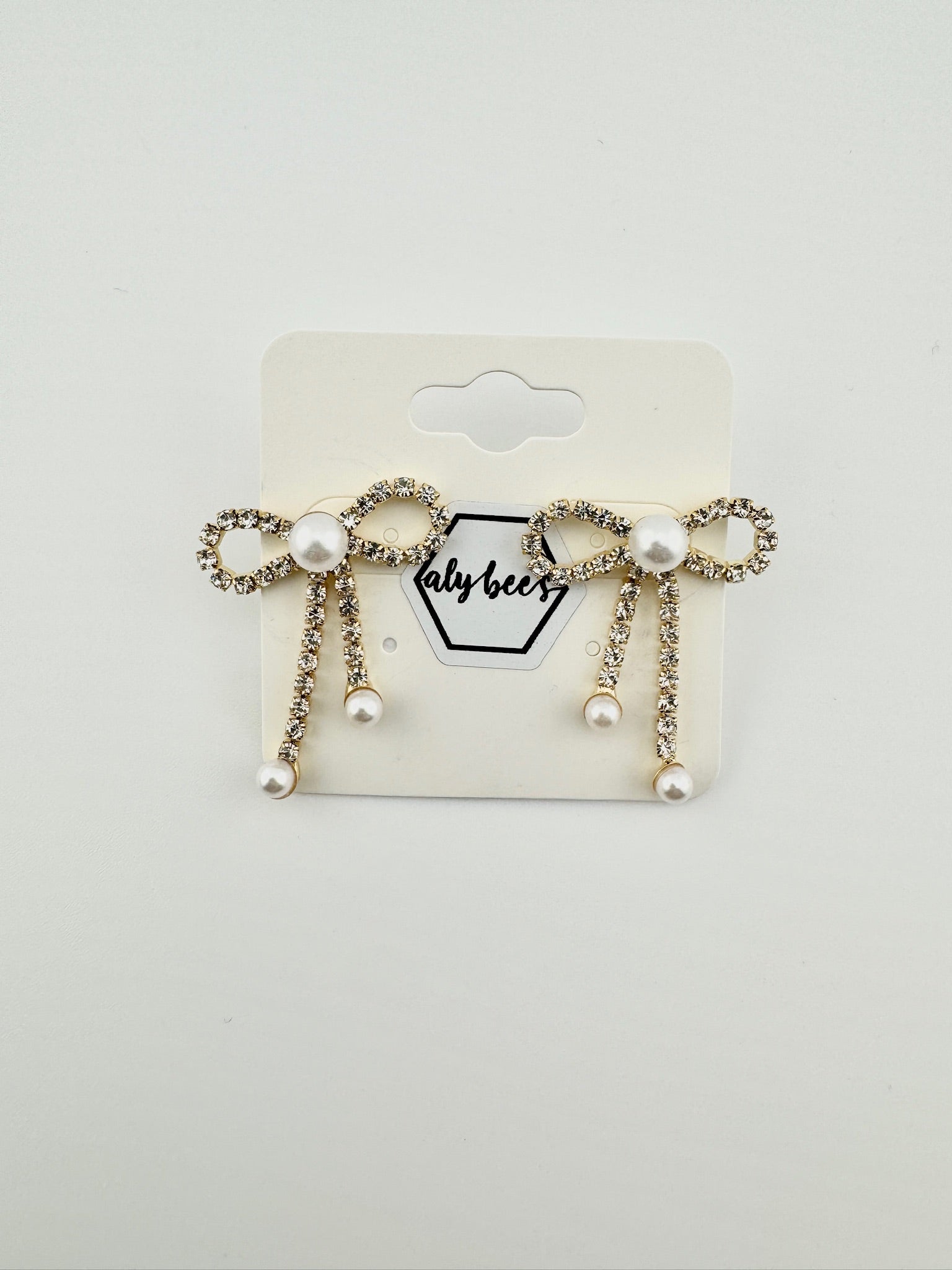 Pearl Bow Earring