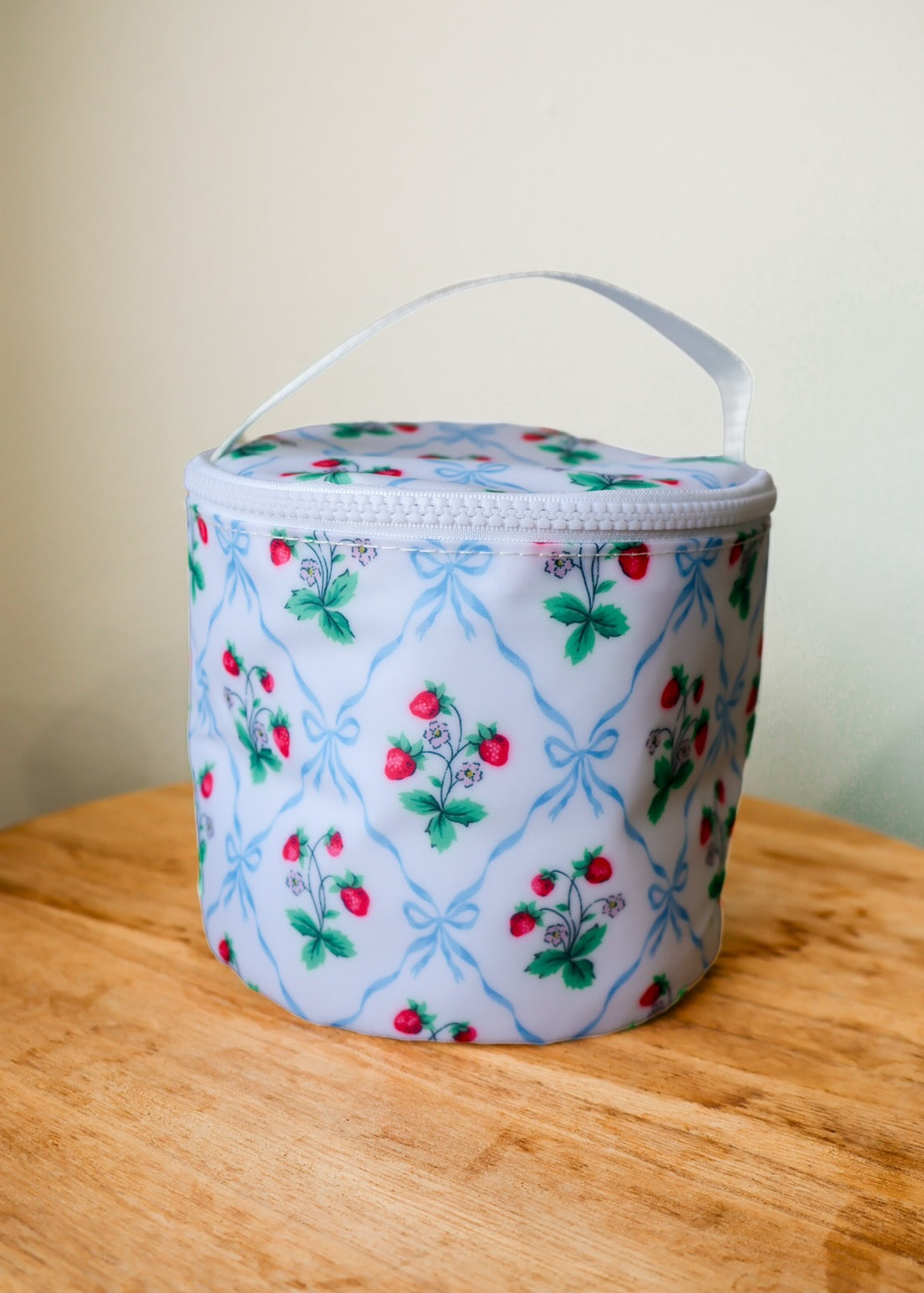 TRVL Design Snack Bag