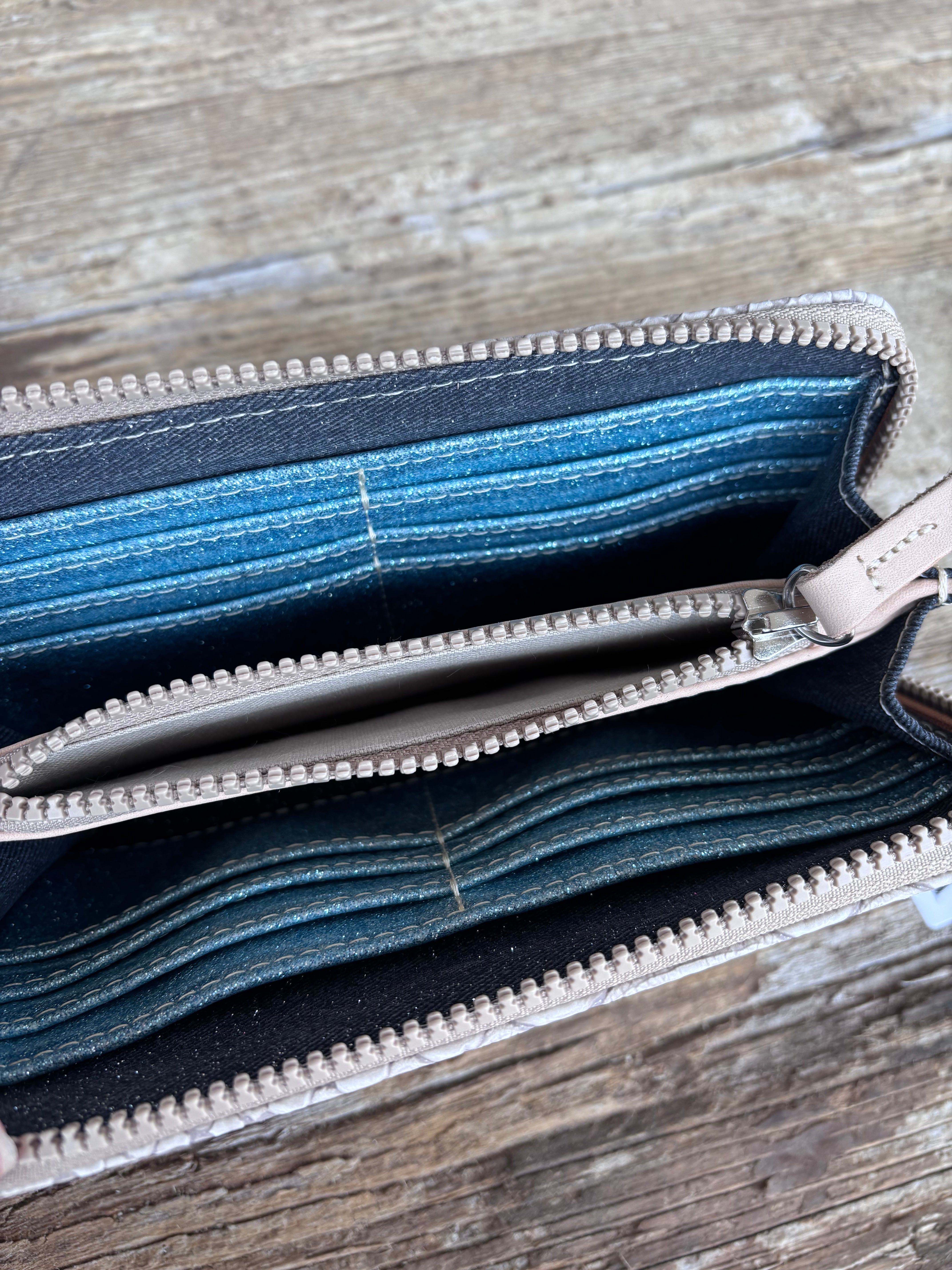 Essential Wallet, Thunderbird