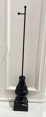 The RoundTop Collection Mini Gallery Stand