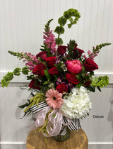 Aly Bee’s Signature Dozen Roses