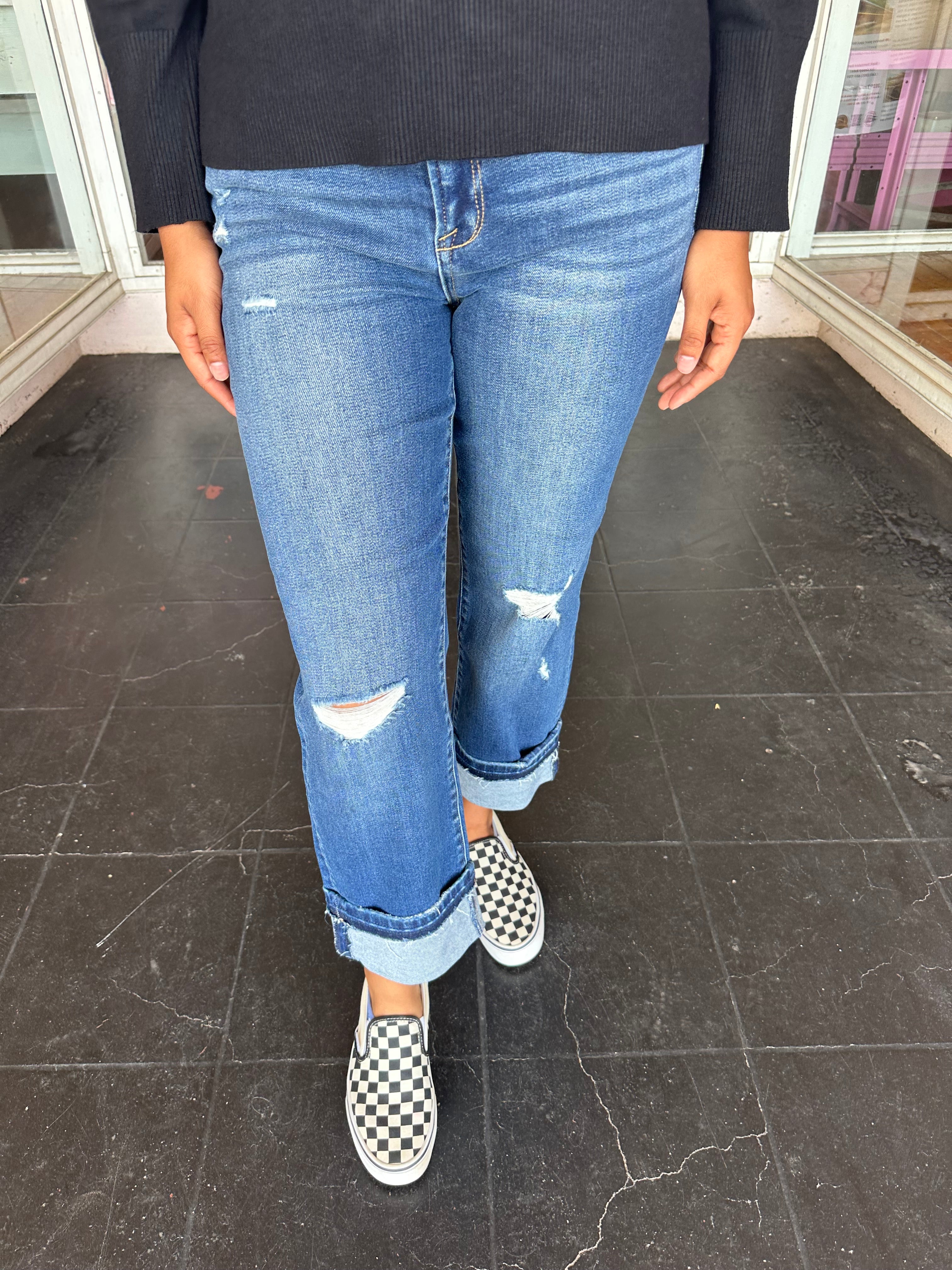 Mid Rise Crop Straight Slim Cuffed Jean