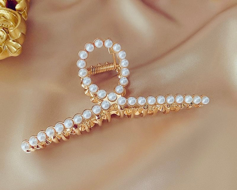 Pearl Gold Oval Claw Clip