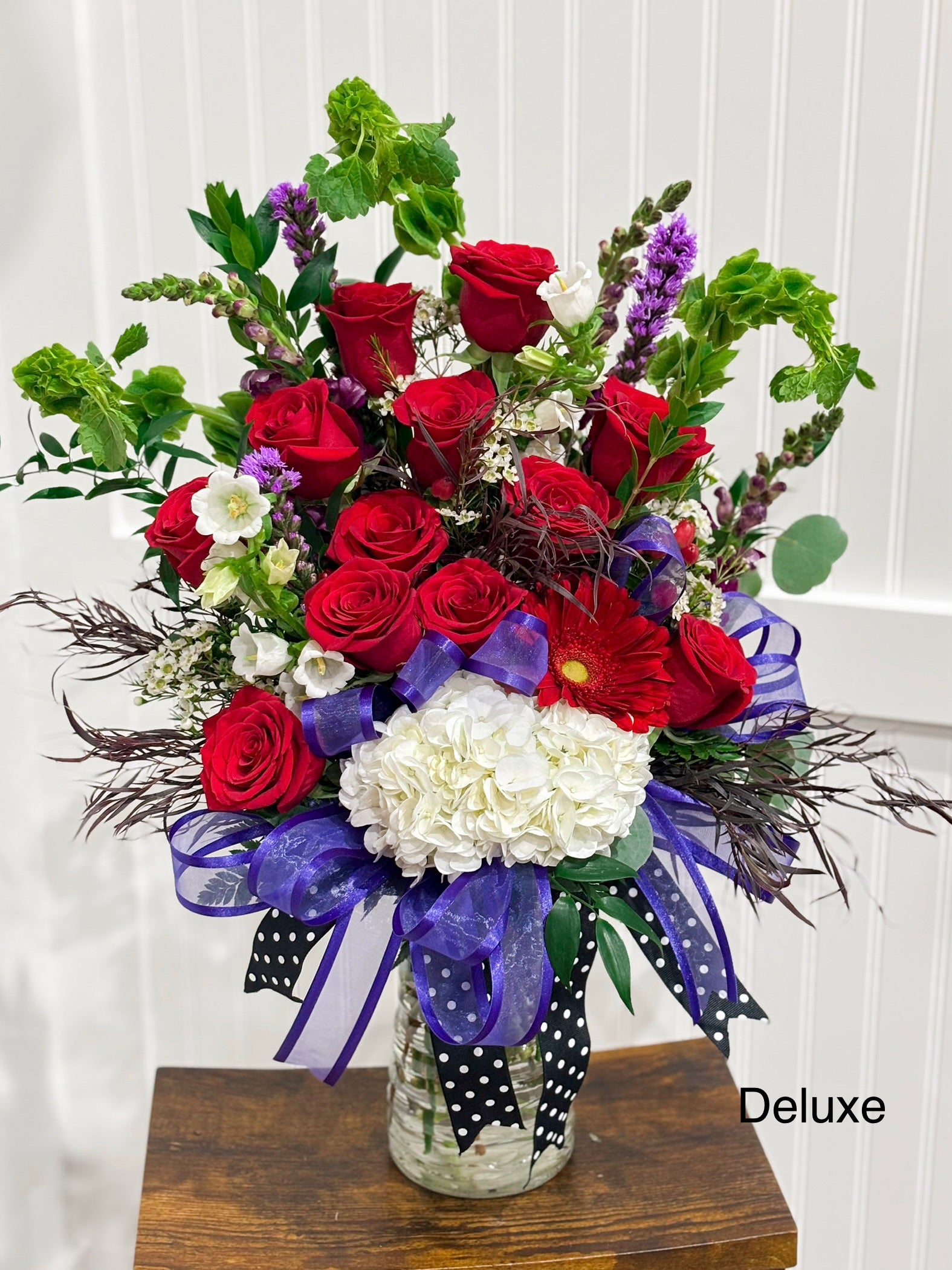 Aly Bee’s Signature Dozen Roses