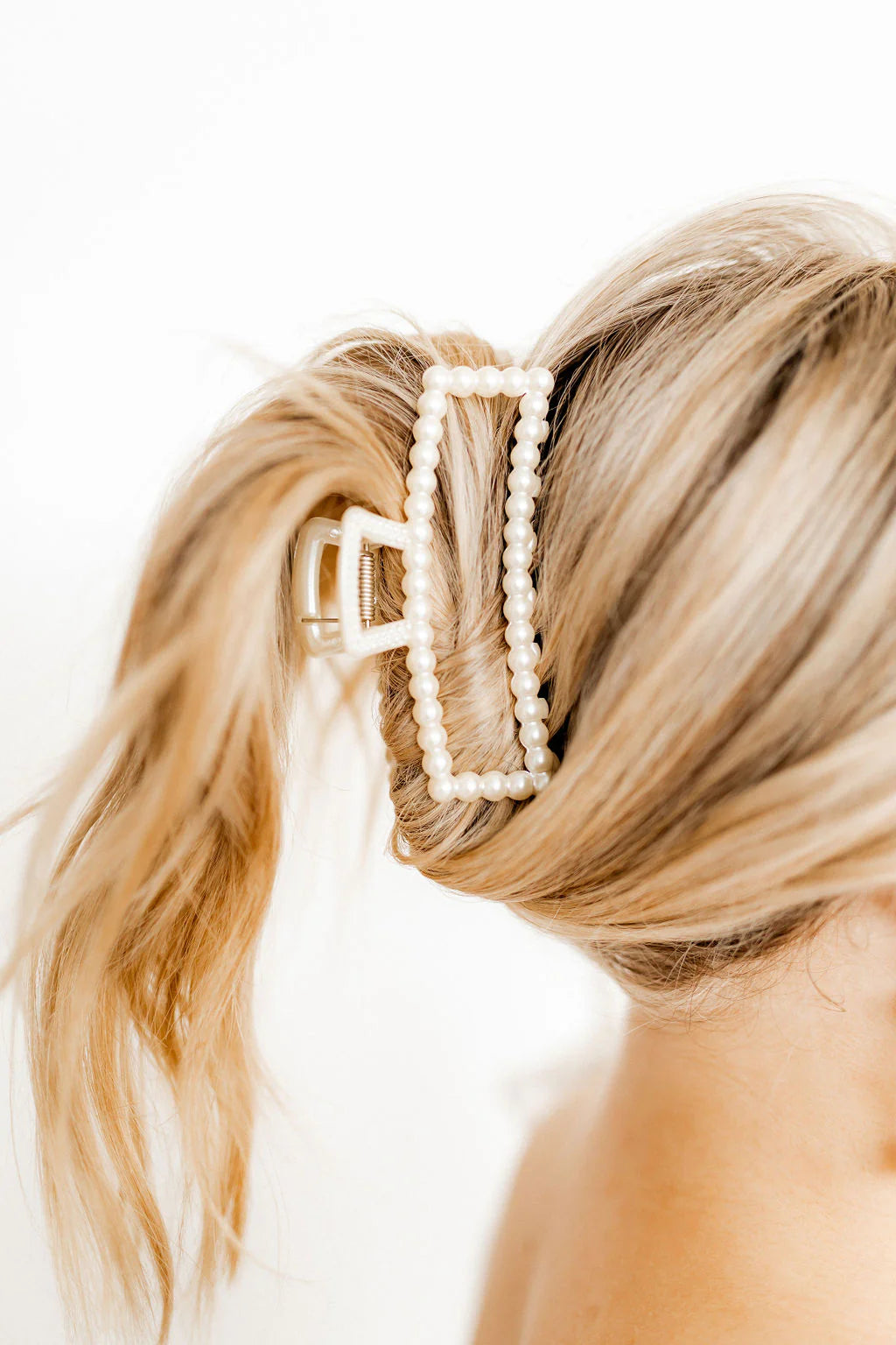 Phoebe Hair Clip- Linny CO