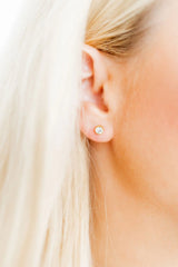 Linny Co Juliet Clear Eaarings